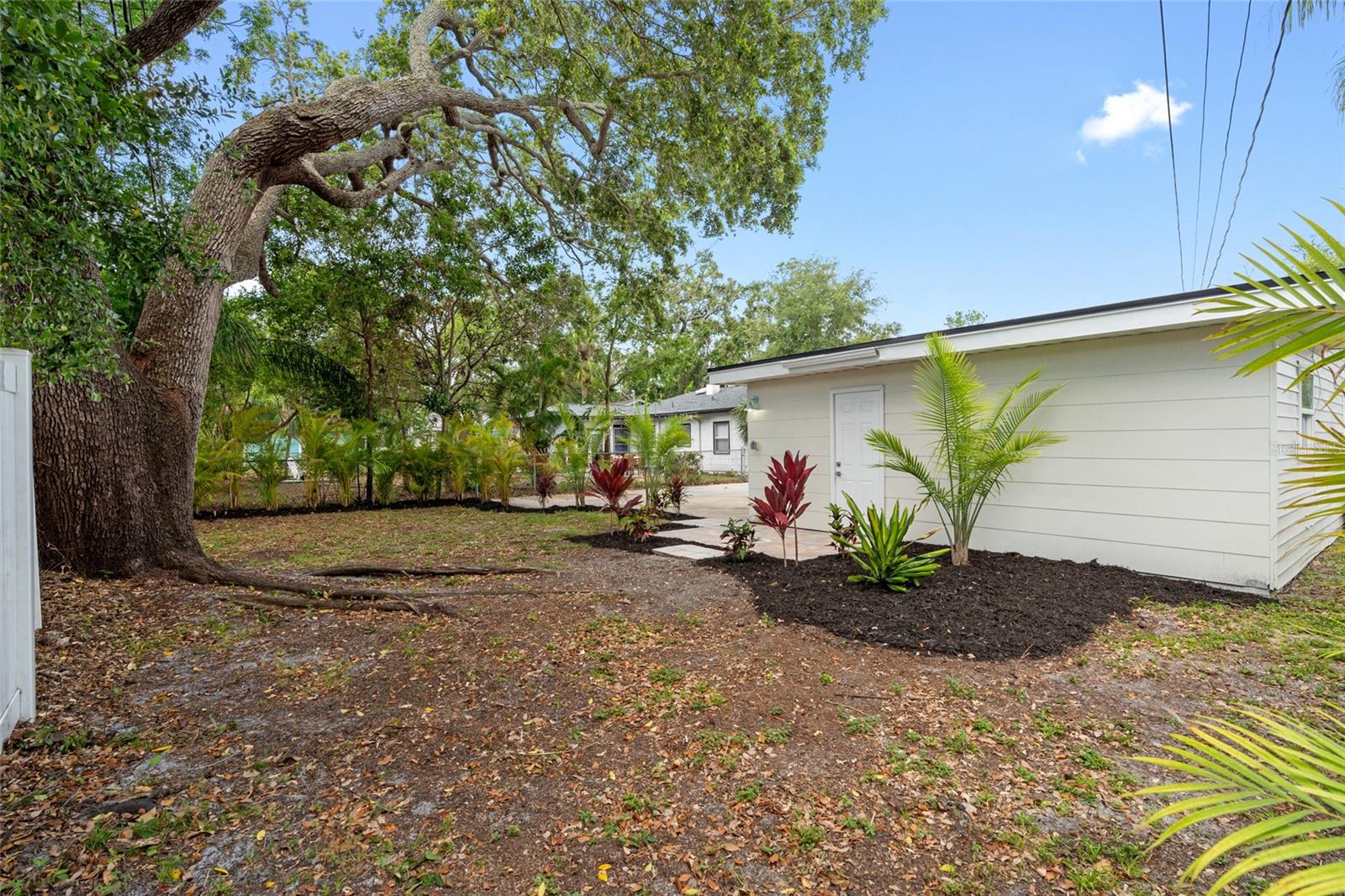 Image 29 of 36 For 1443 Paloma Lane