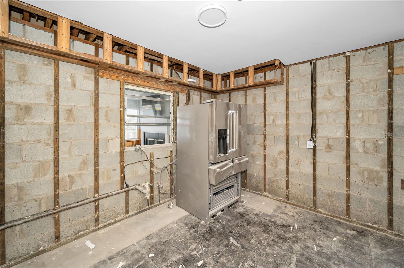 Image 11 of 60 For 94 Devon Drive