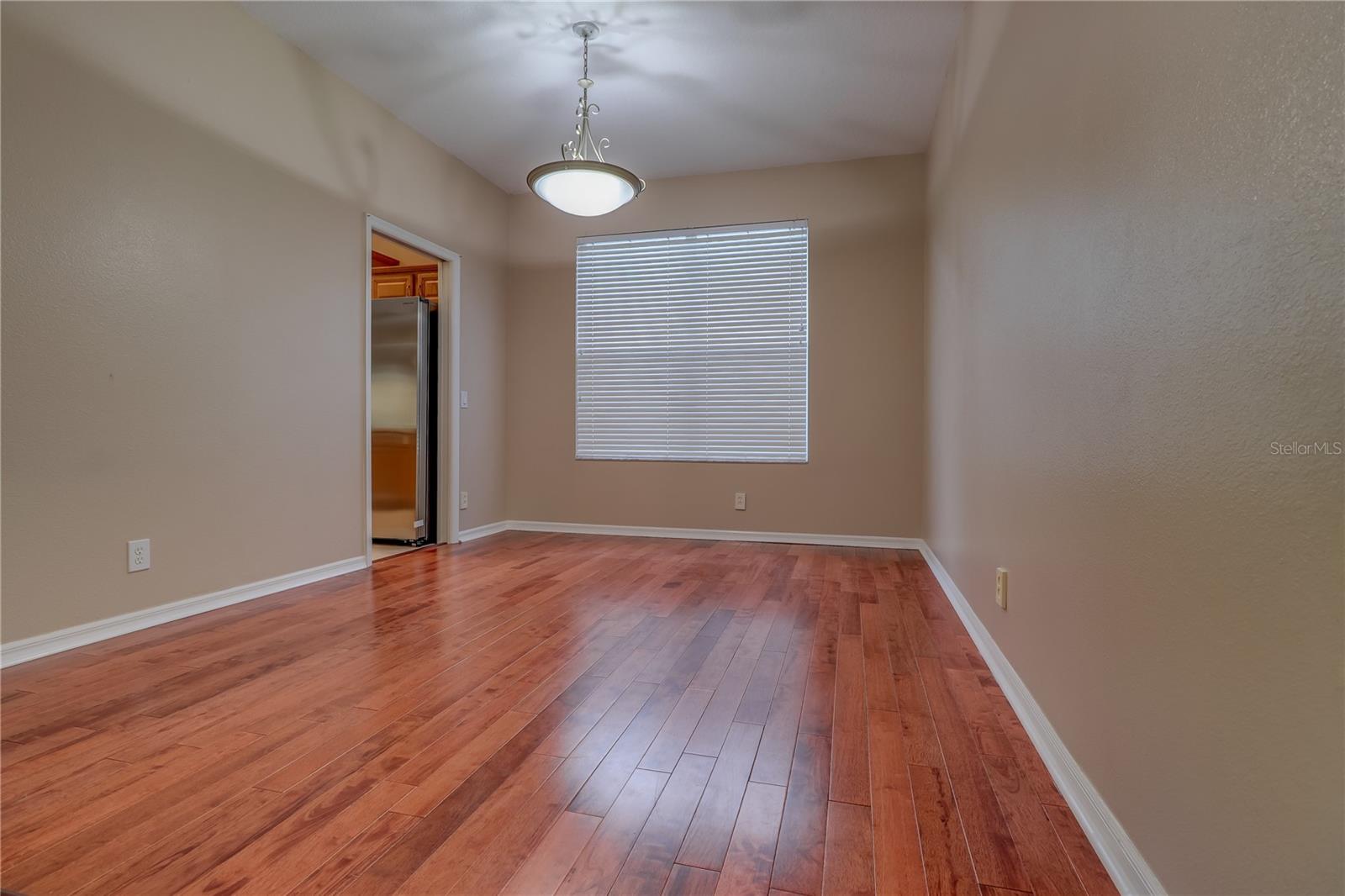 Image 19 of 53 For 10215 Evergreen Hill Drive