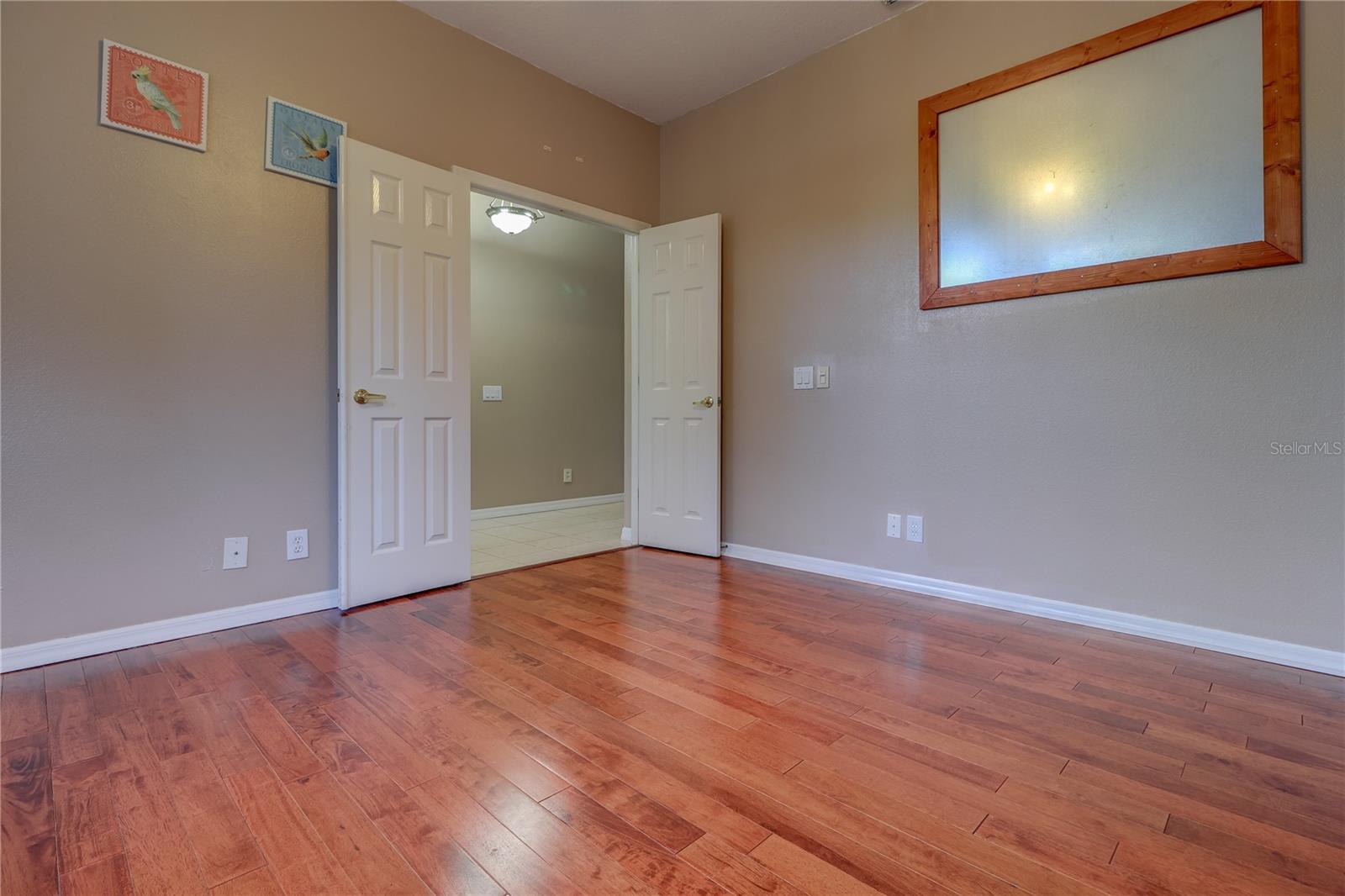 Image 31 of 53 For 10215 Evergreen Hill Drive