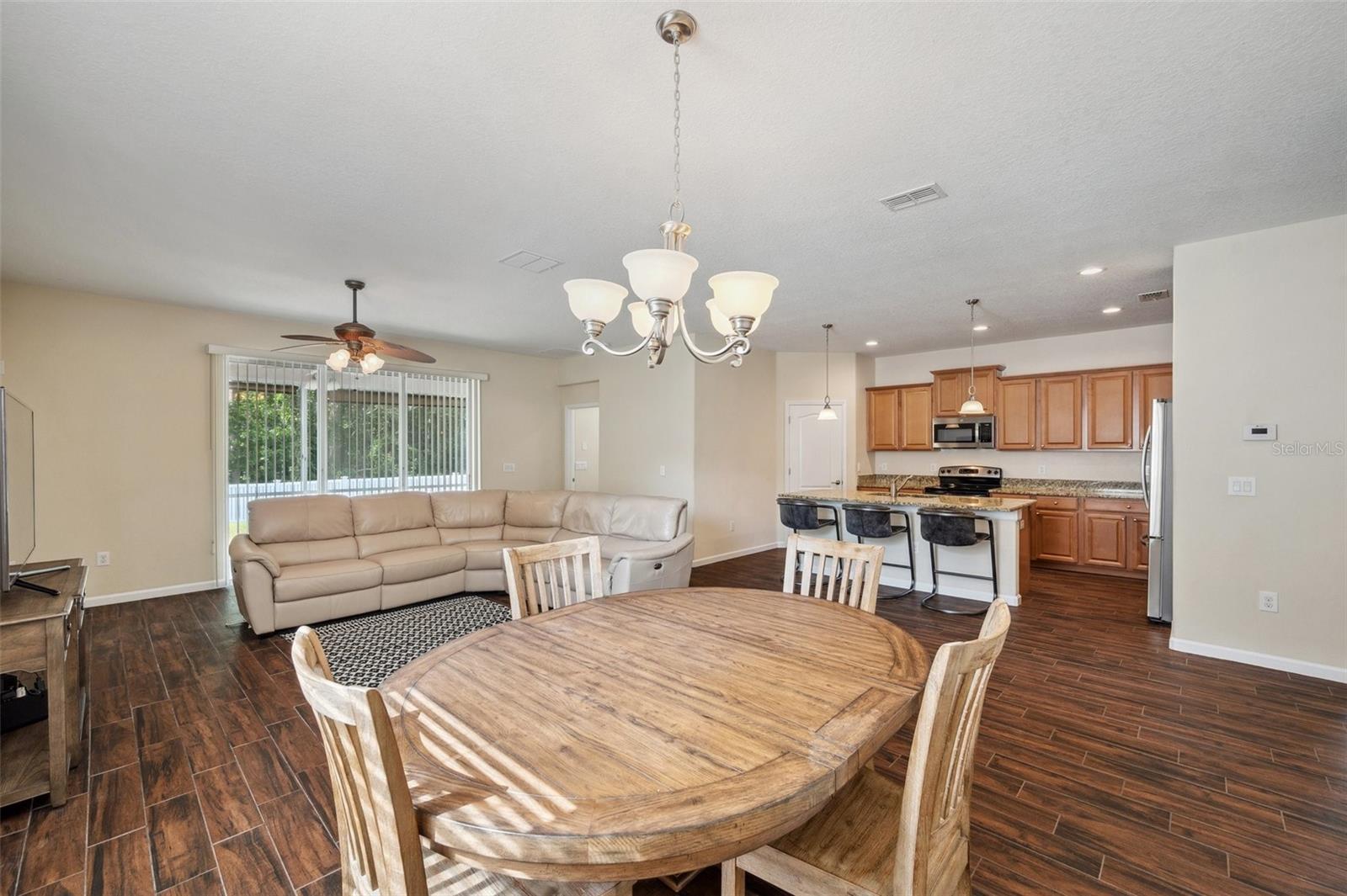 Image 22 of 45 For 12831 White Bluff Road