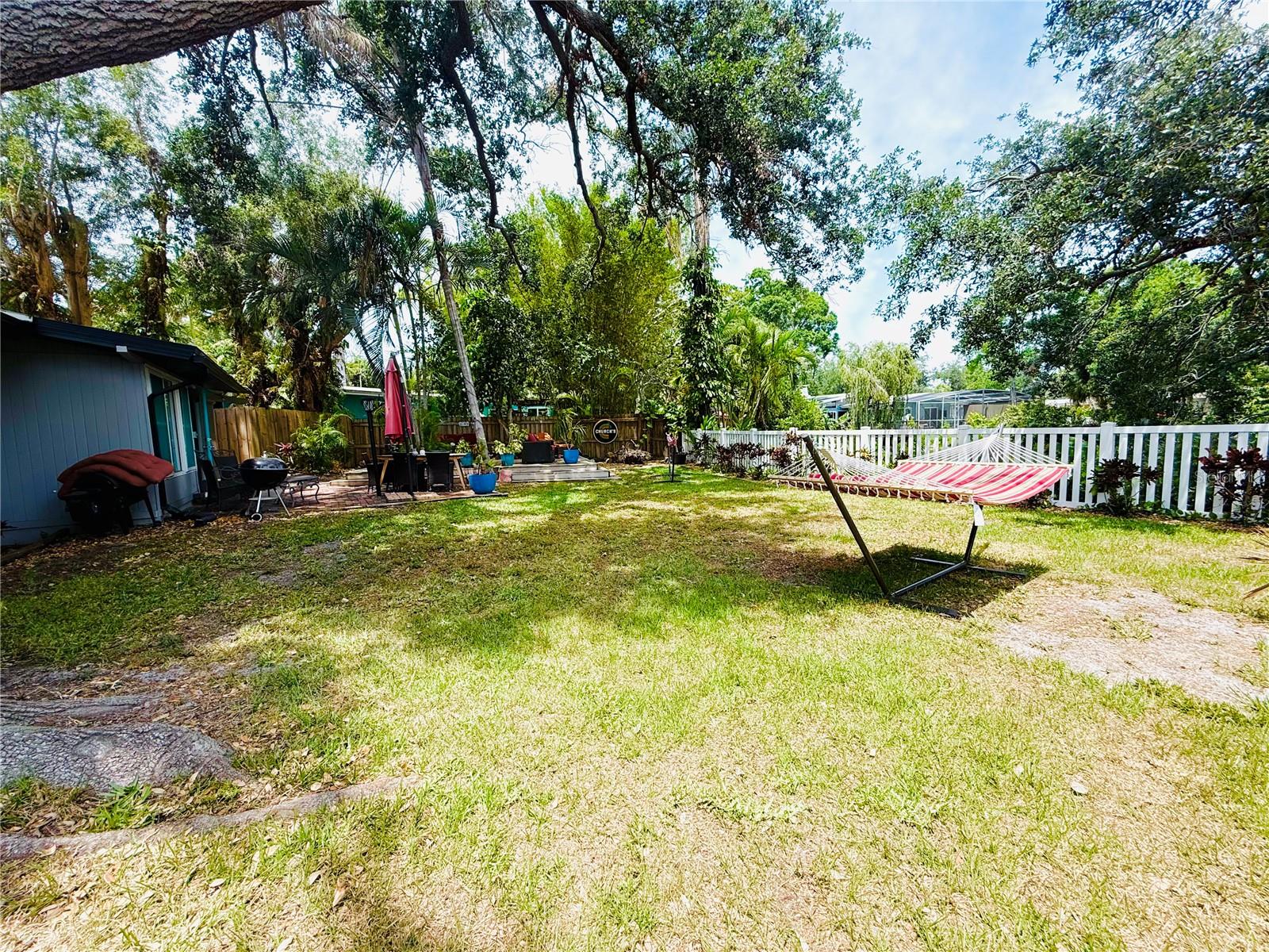 Listing photo id 18 for 6429 Gulfport Blvd. South Boulevard