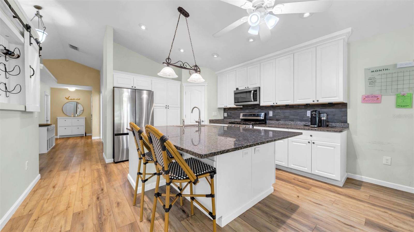 Image 16 of 34 For 5825 Meadowpark Place