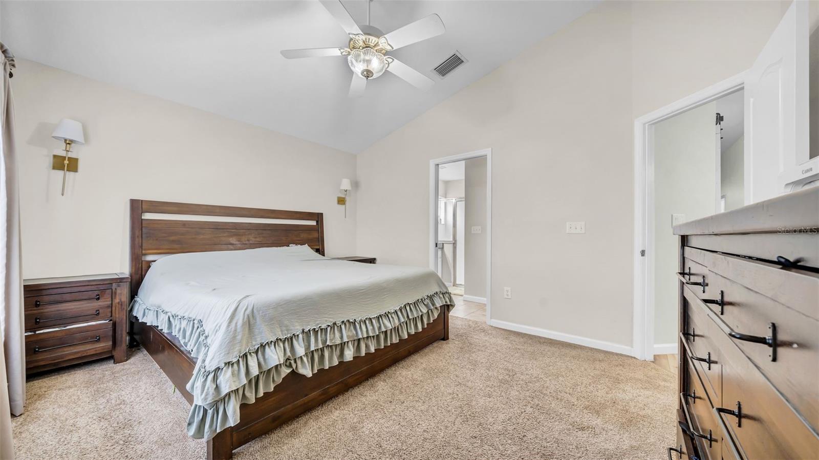 Image 23 of 34 For 5825 Meadowpark Place