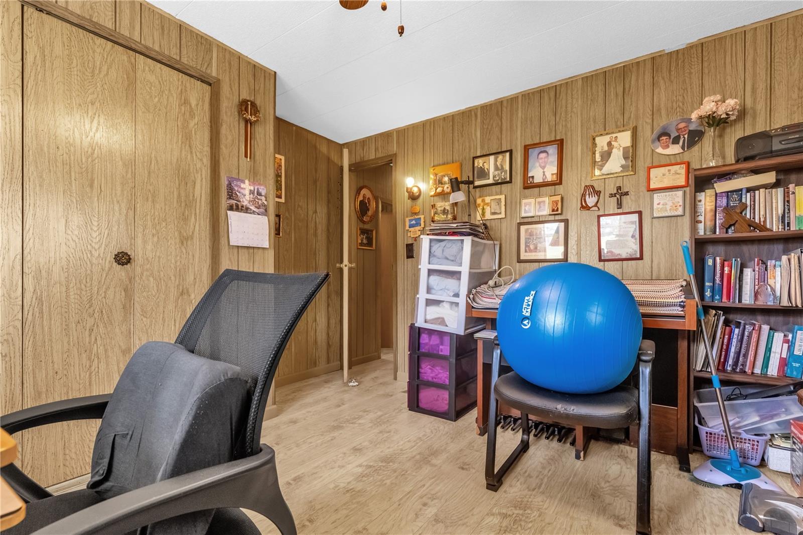 Image 15 of 30 For 4314 12th Street Court E