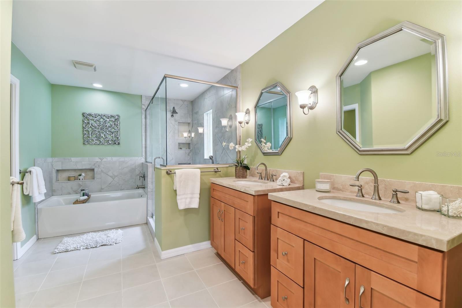 Image 17 of 43 For 5235 42nd Street S