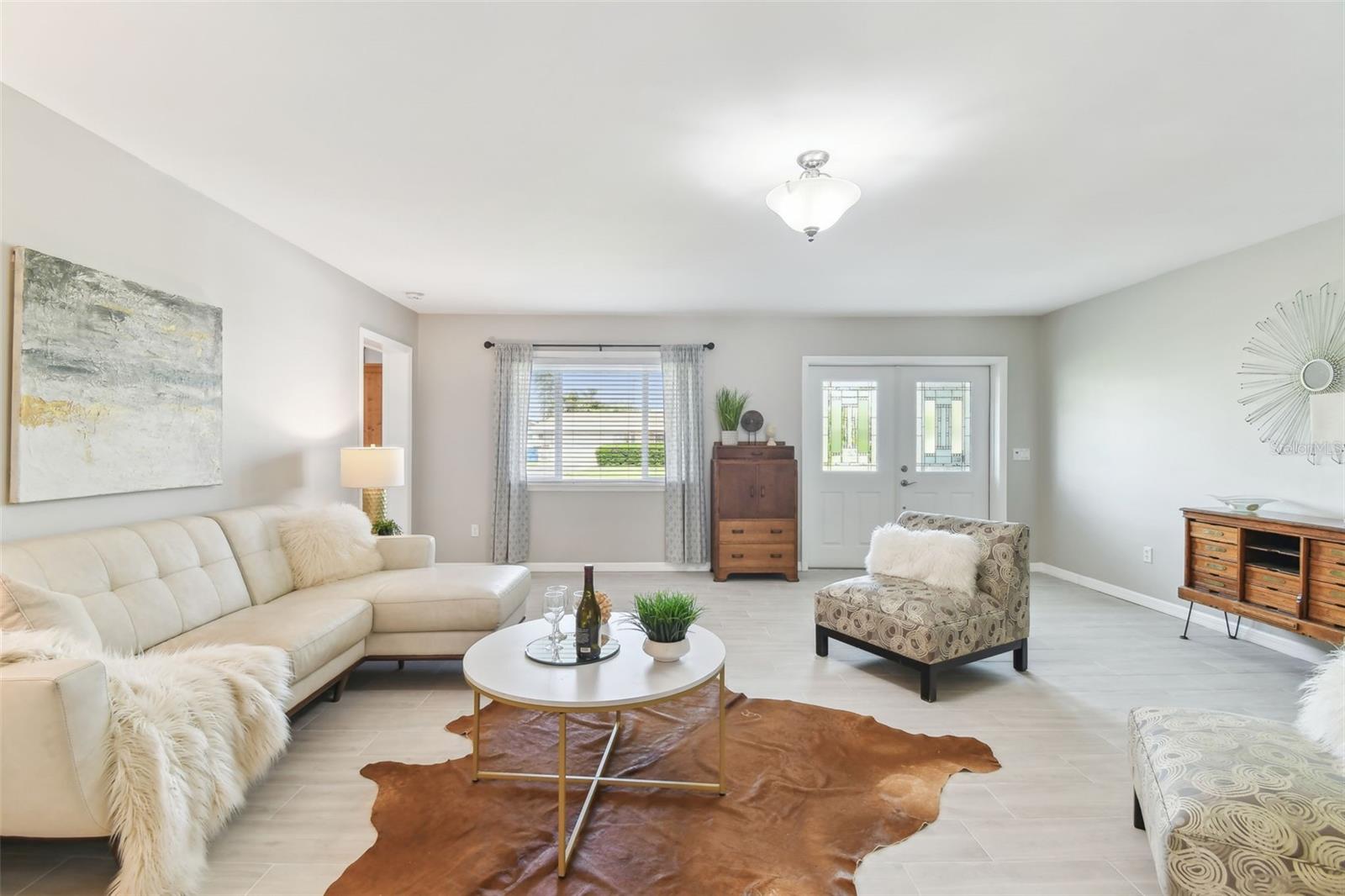 Image 4 of 43 For 5235 42nd Street S