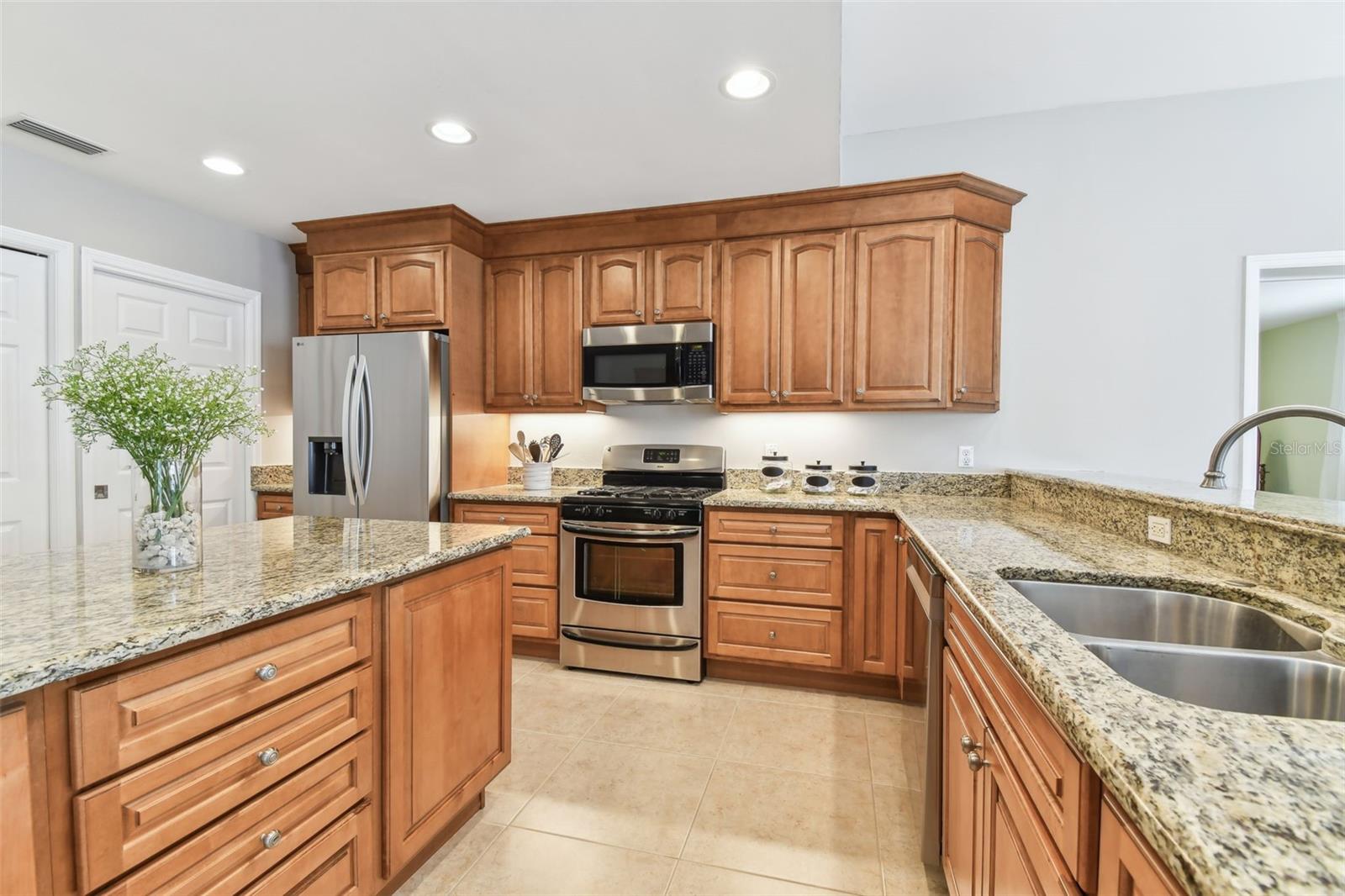 Image 9 of 43 For 5235 42nd Street S