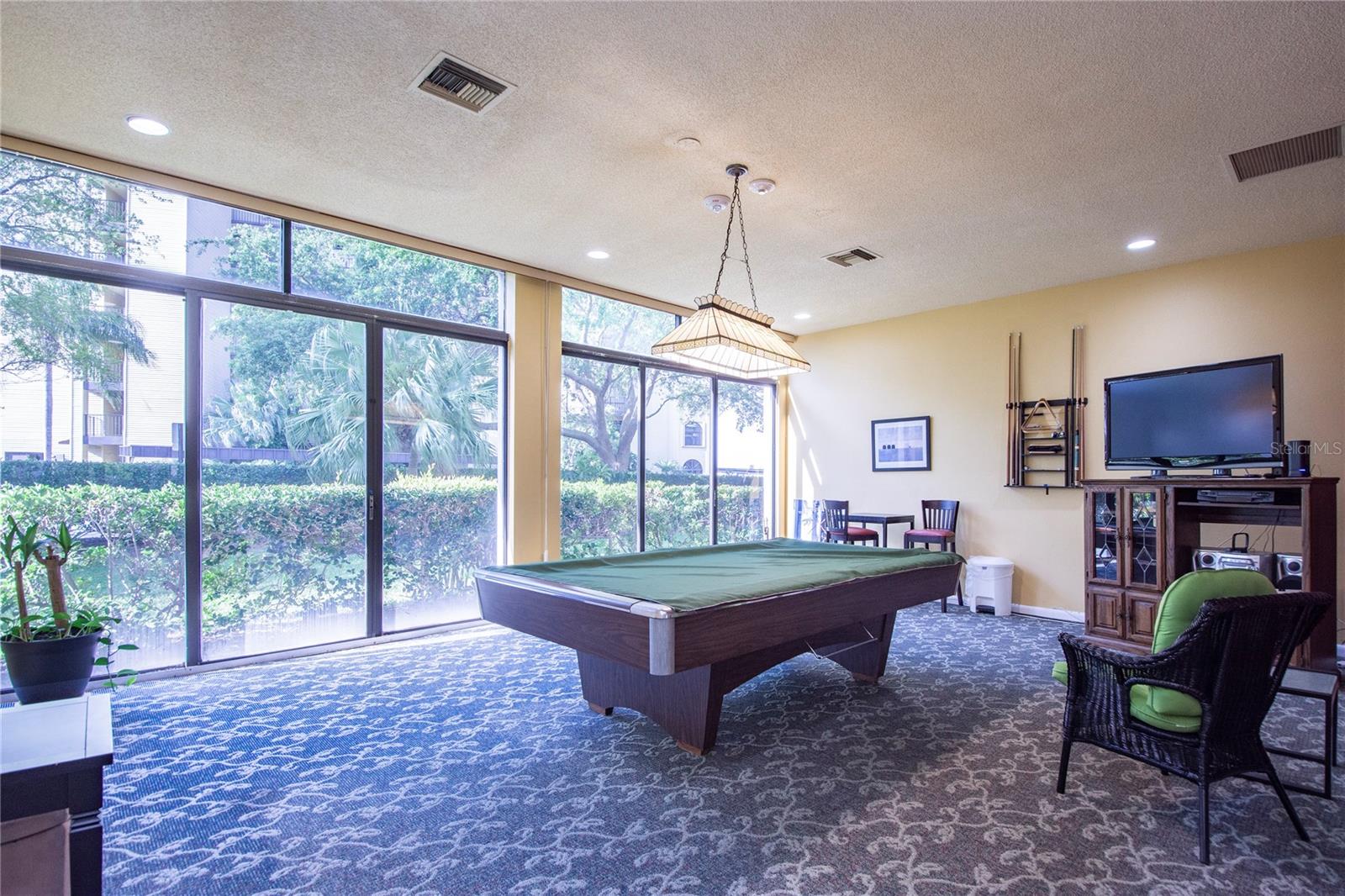 Image 40 of 62 For 660 Island Way #206  206