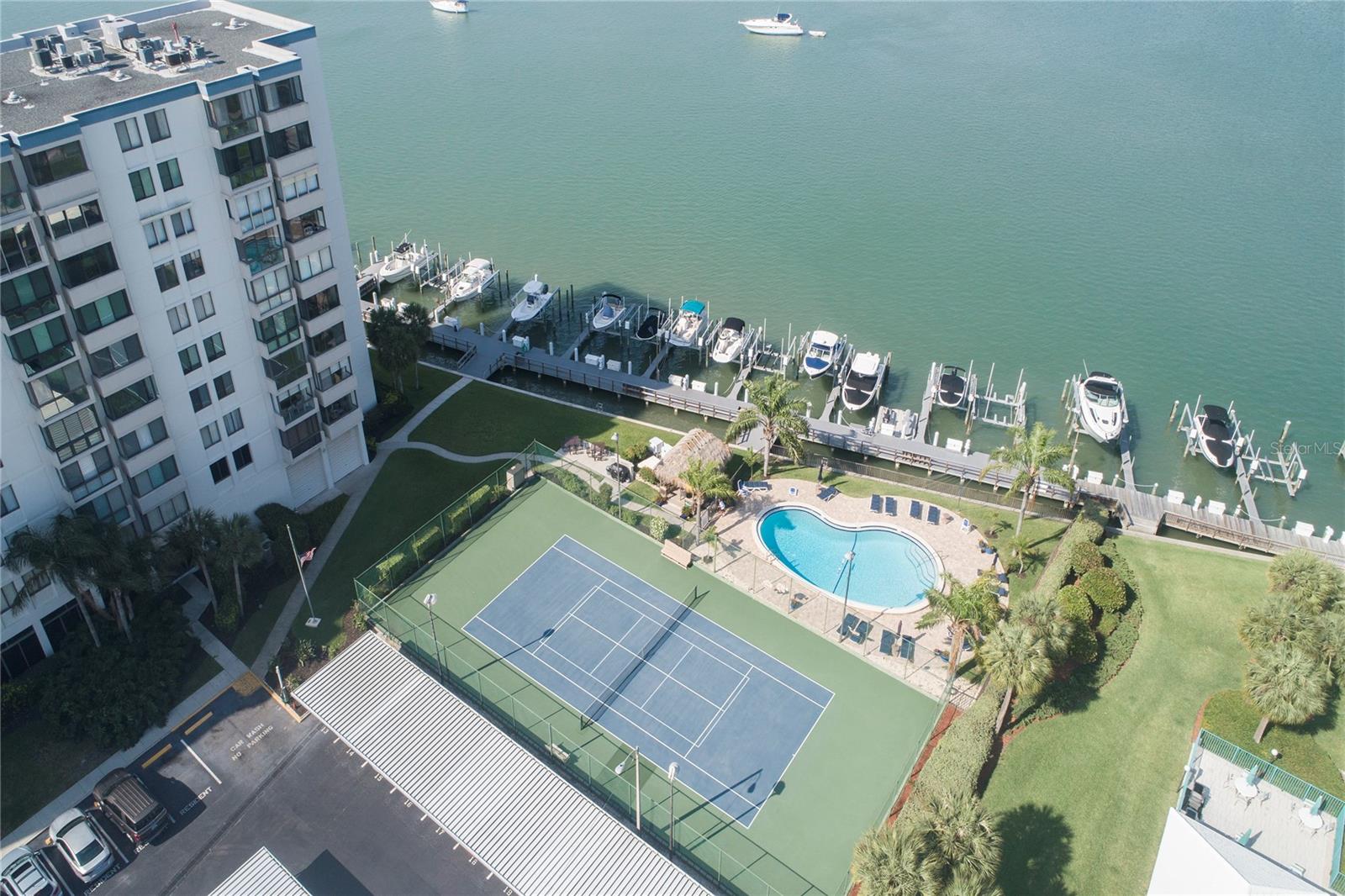 Image 51 of 62 For 660 Island Way #206  206