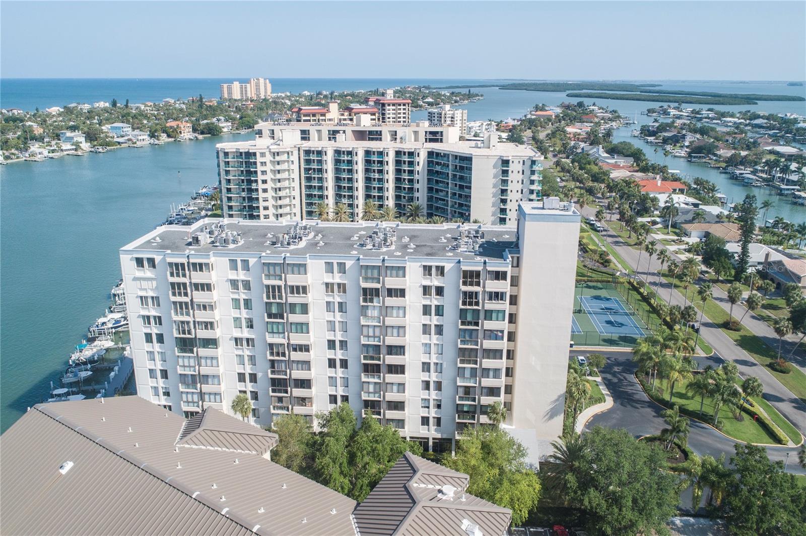 Image 58 of 62 For 660 Island Way #206  206