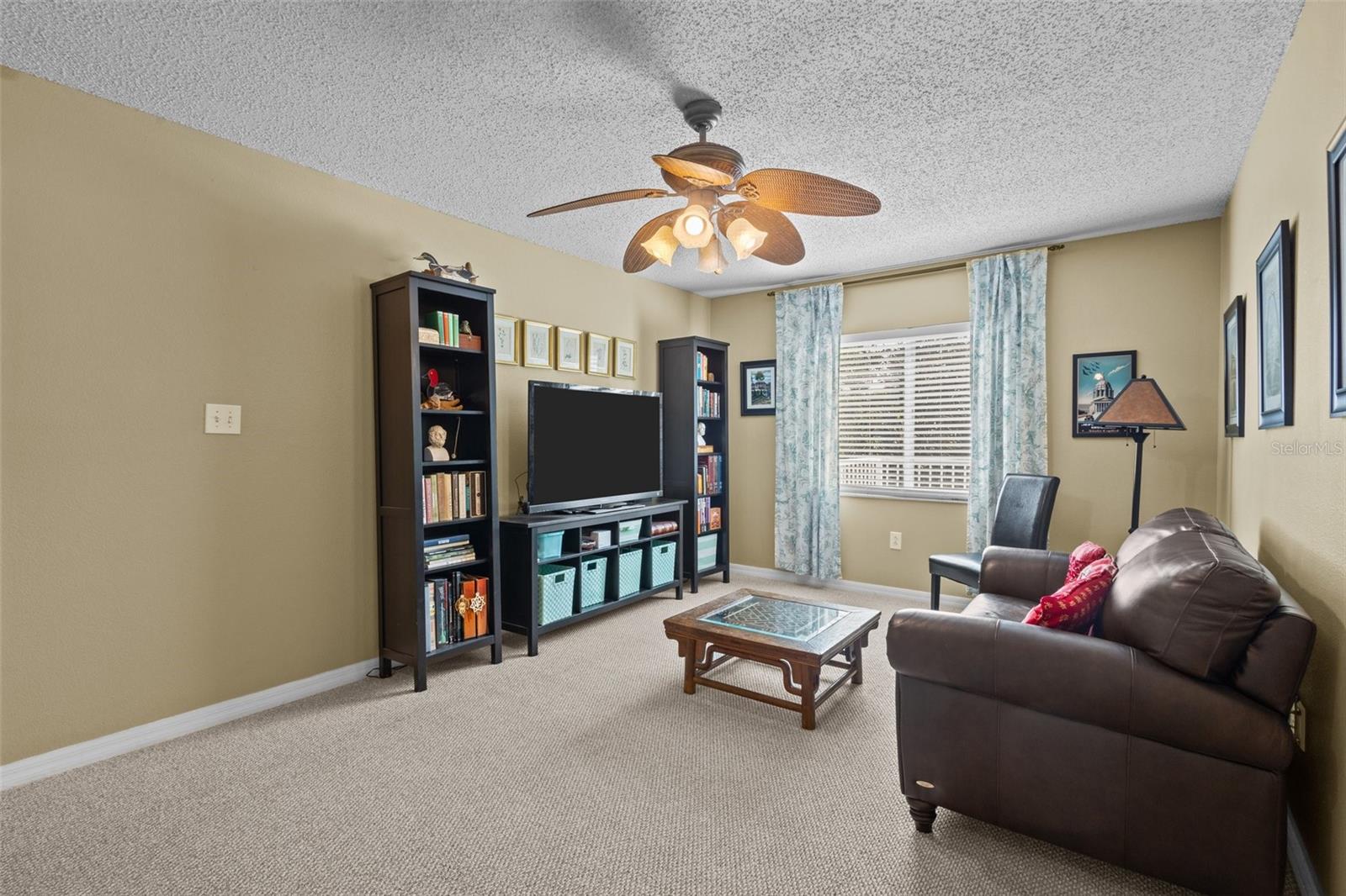Listing photo id 17 for 19101 Marisa Ridge Place