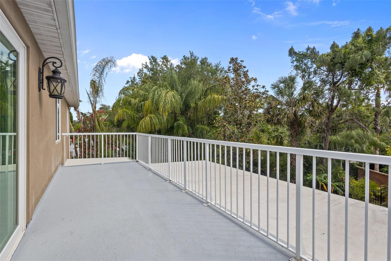 Listing photo id 21 for 19101 Marisa Ridge Place