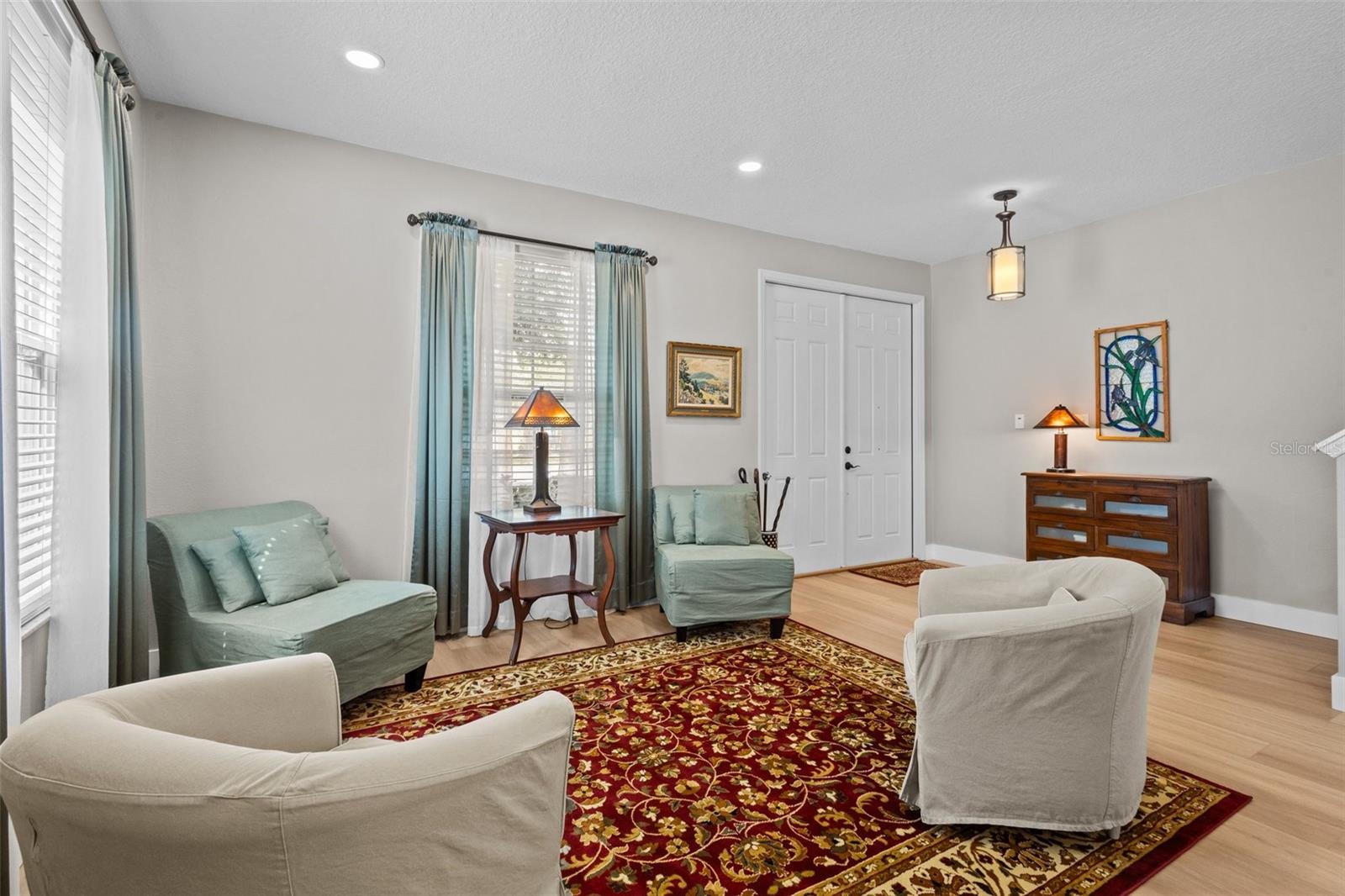 Listing photo id 5 for 19101 Marisa Ridge Place