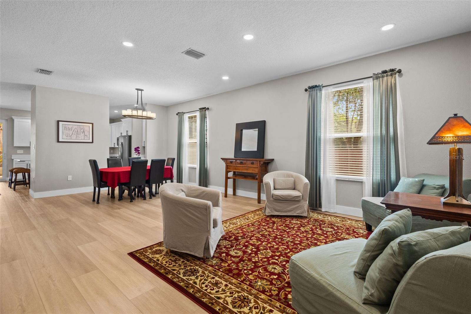 Listing photo id 6 for 19101 Marisa Ridge Place
