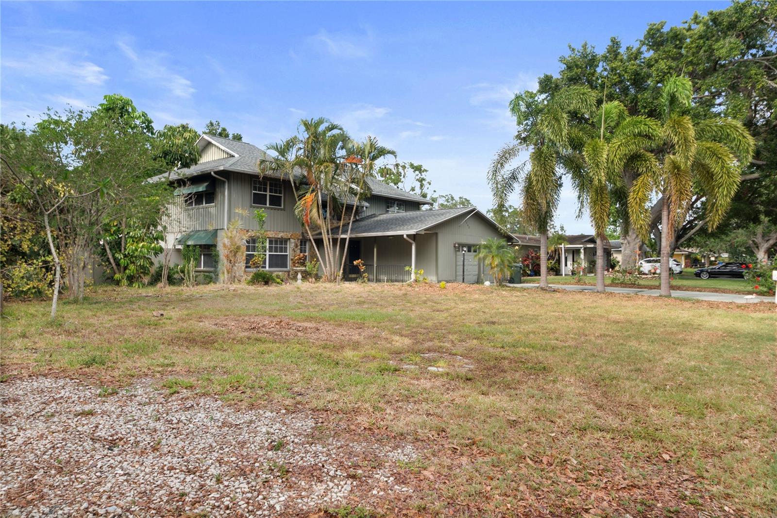 Image 2 of 15 For 2493 6th Avenue Sw