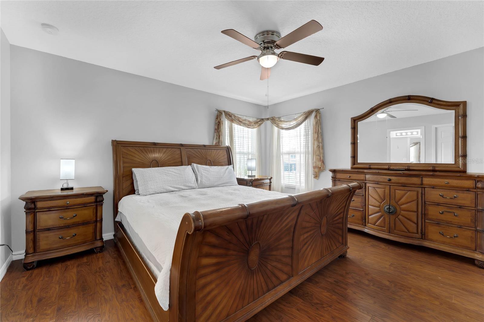 Image 33 of 49 For 8646 La Isla Drive