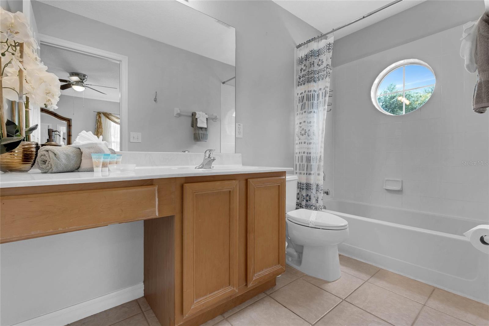 Image 34 of 49 For 8646 La Isla Drive