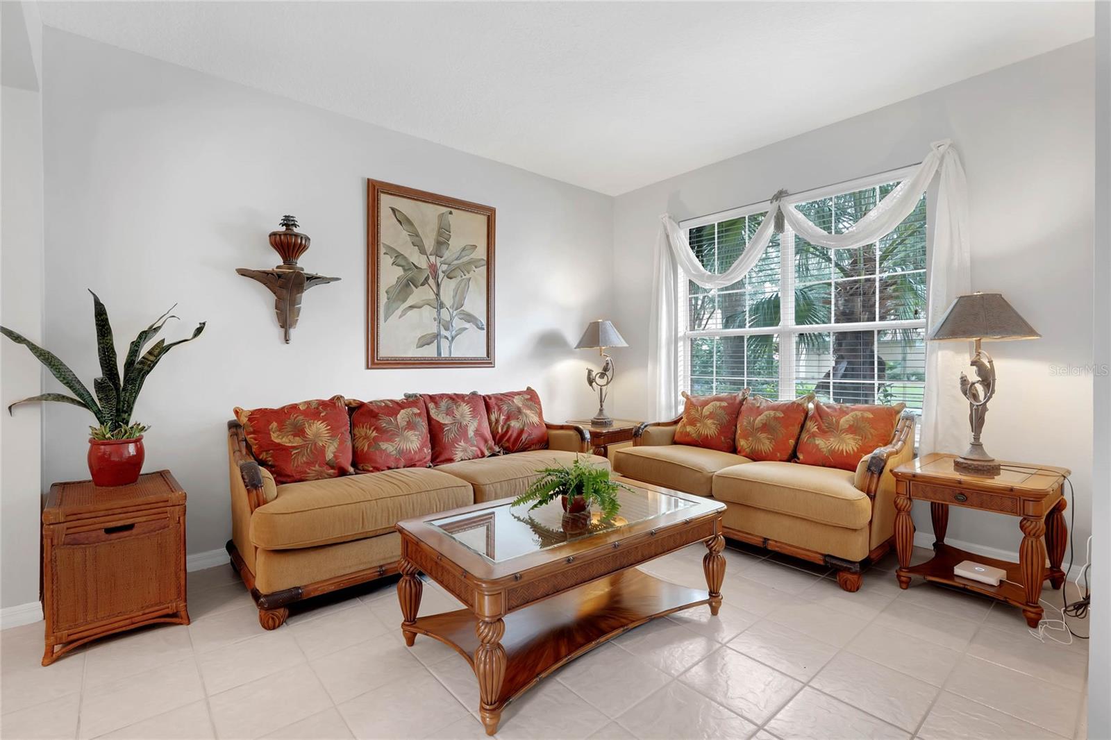 Image 5 of 49 For 8646 La Isla Drive