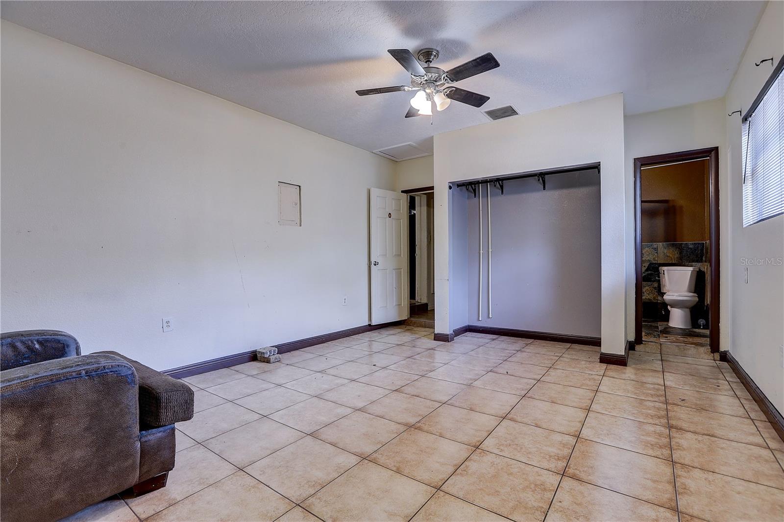 Image 13 of 26 For 7117 Wrenwood Circle