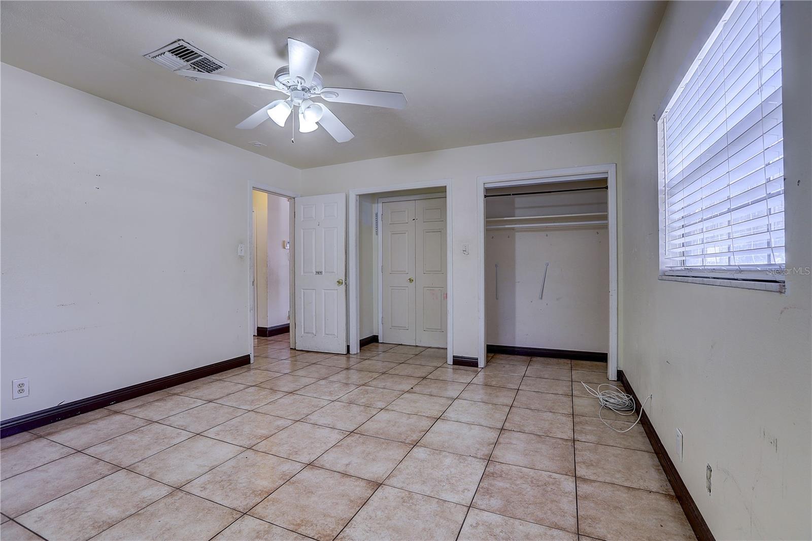 Image 15 of 26 For 7117 Wrenwood Circle
