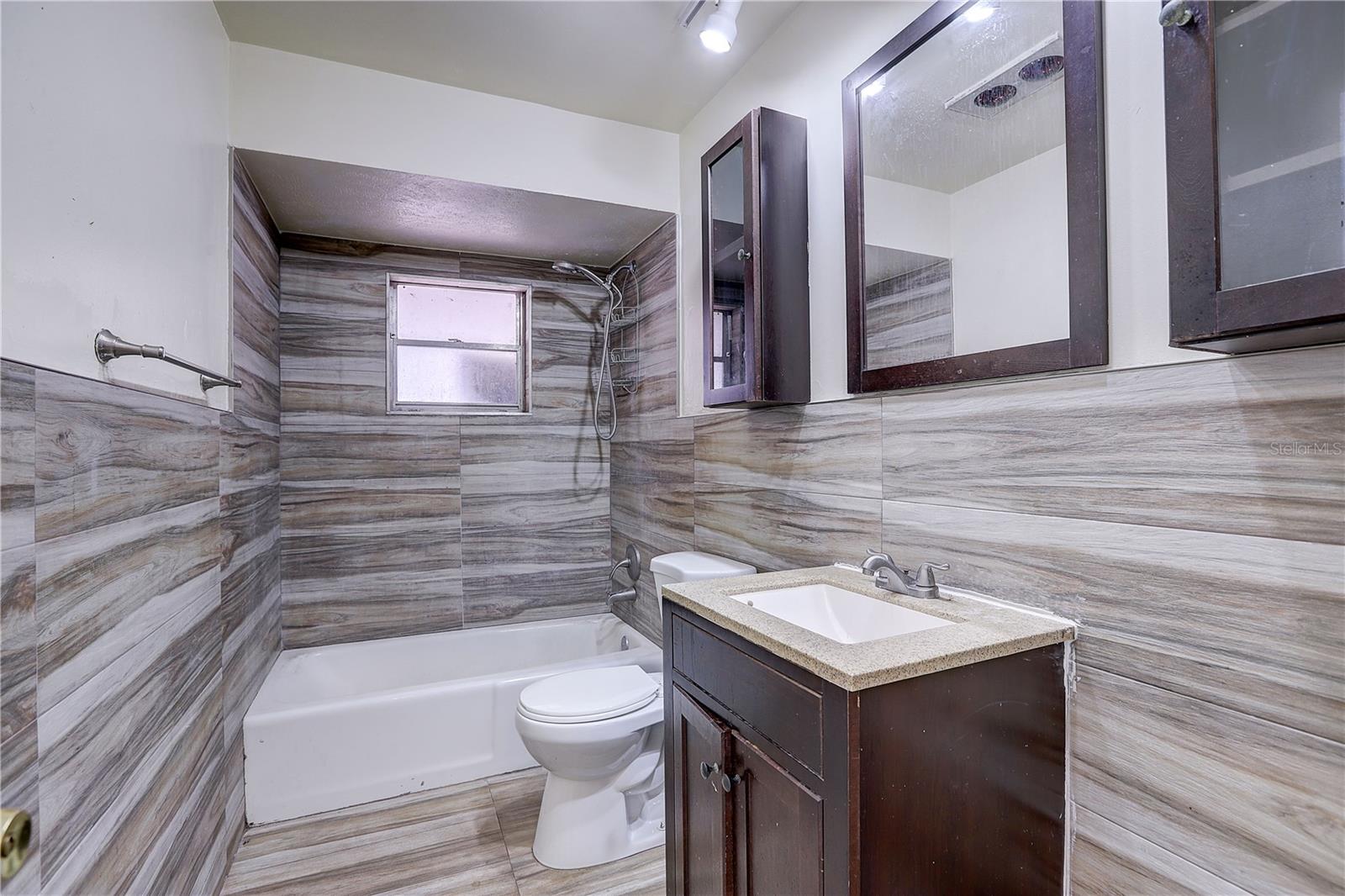 Image 16 of 26 For 7117 Wrenwood Circle