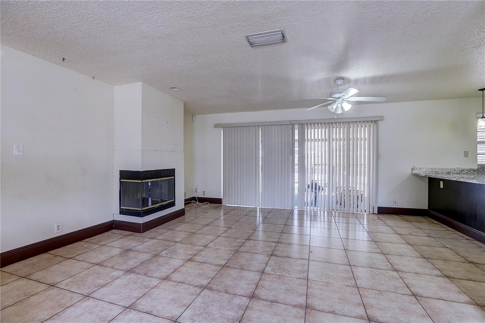 Image 7 of 26 For 7117 Wrenwood Circle