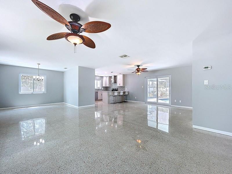 Image 22 of 28 For 6268 39th Avenue N