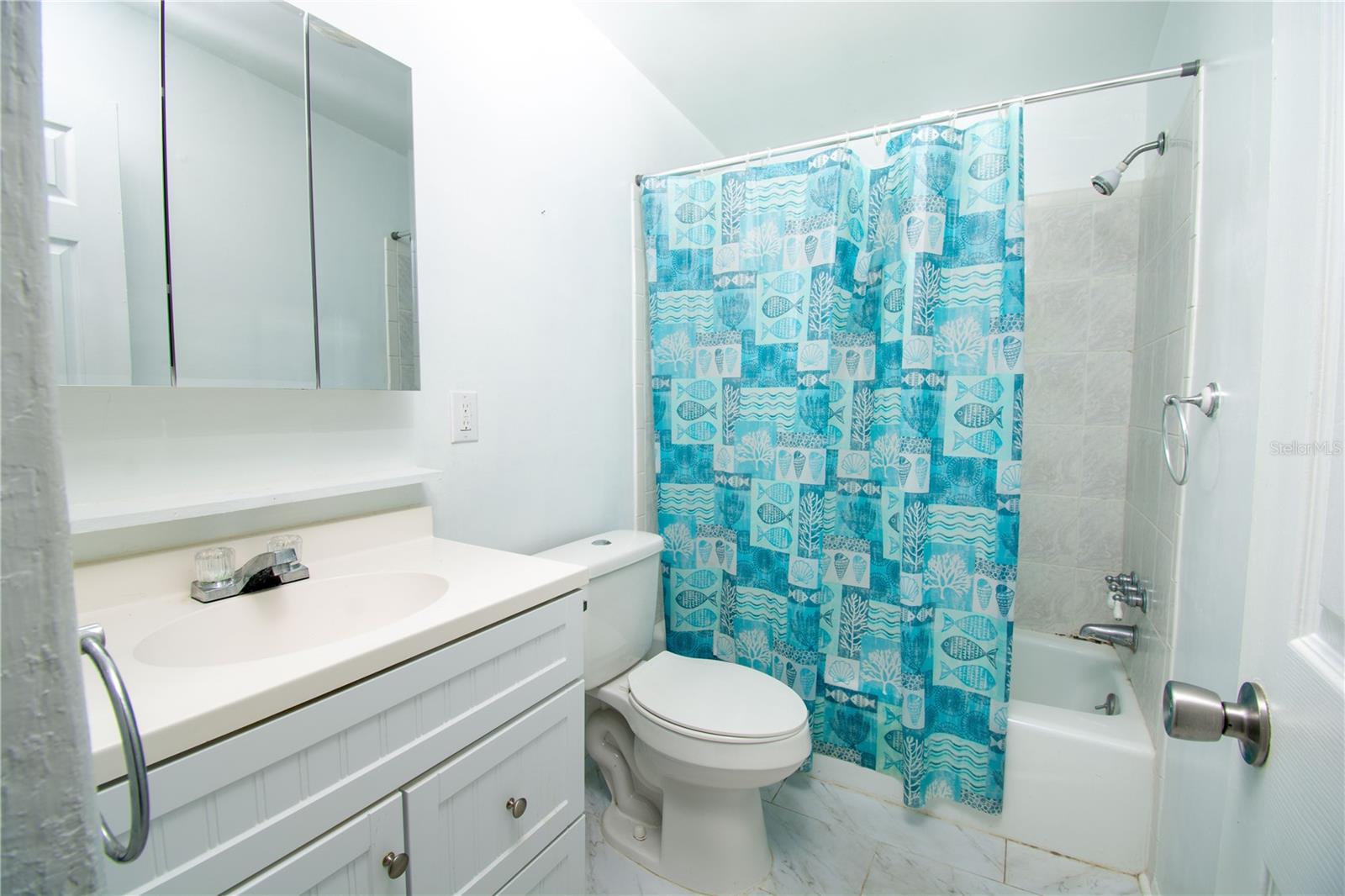 Image 4 of 23 For 6382 81st Avenue N