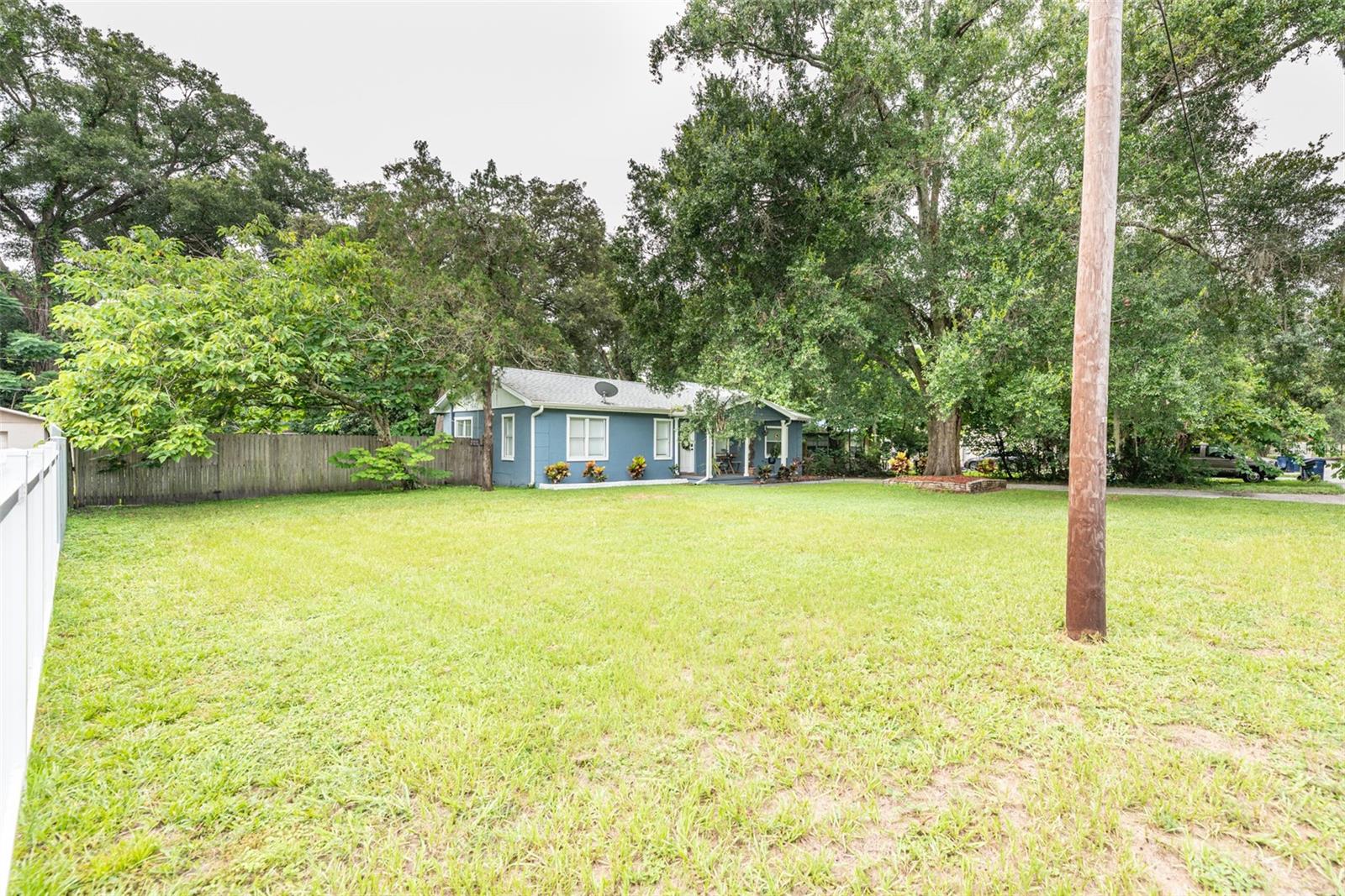 Image 3 of 22 For 1717 Lambright Street