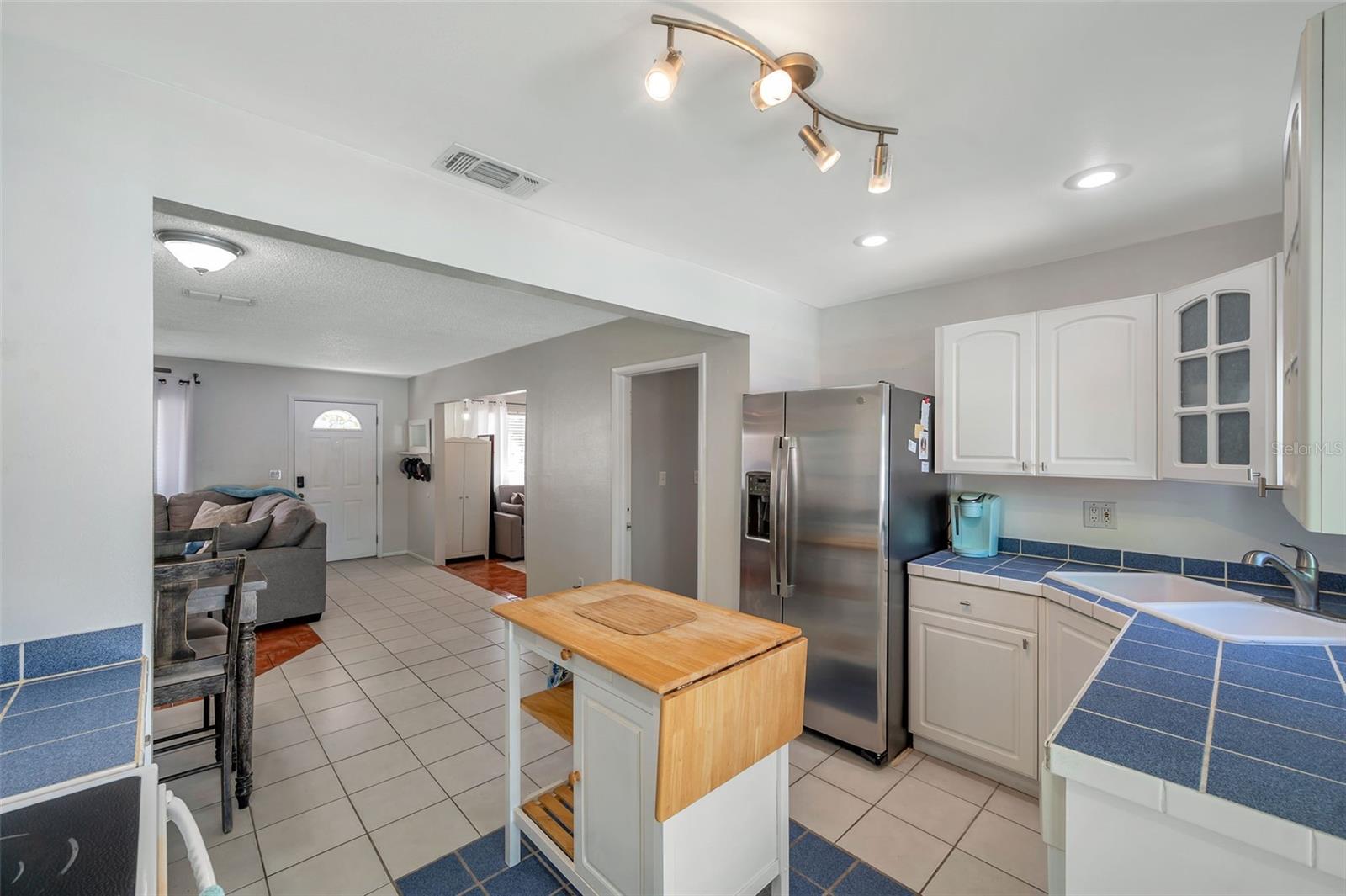 Image 20 of 62 For 9043 109th Terrace