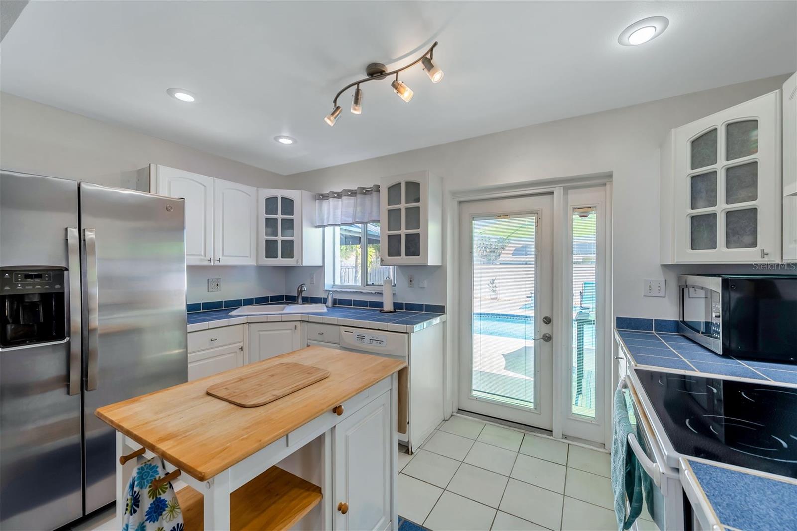 Image 21 of 62 For 9043 109th Terrace