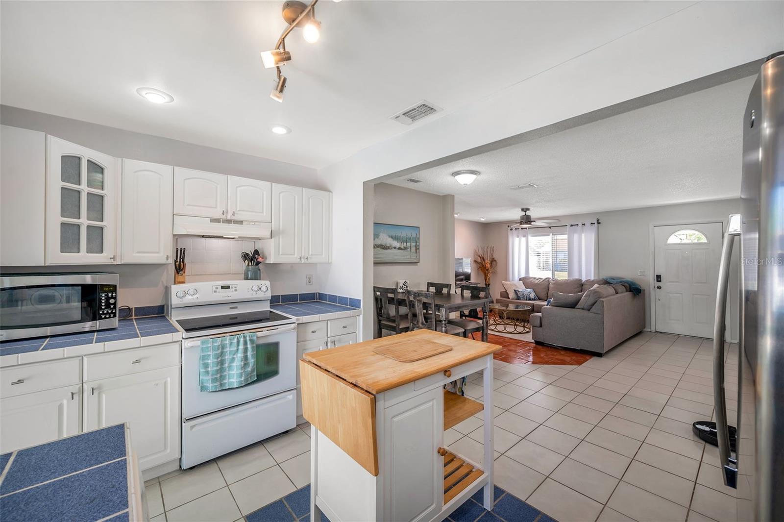 Image 22 of 62 For 9043 109th Terrace