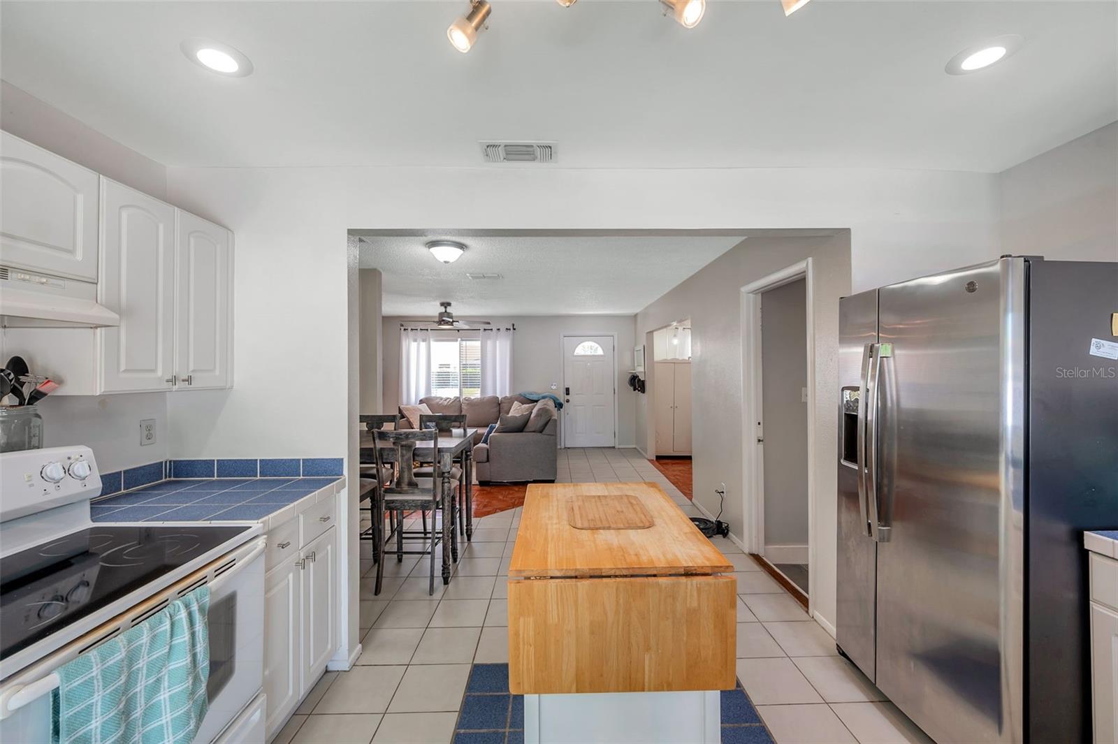 Image 23 of 62 For 9043 109th Terrace