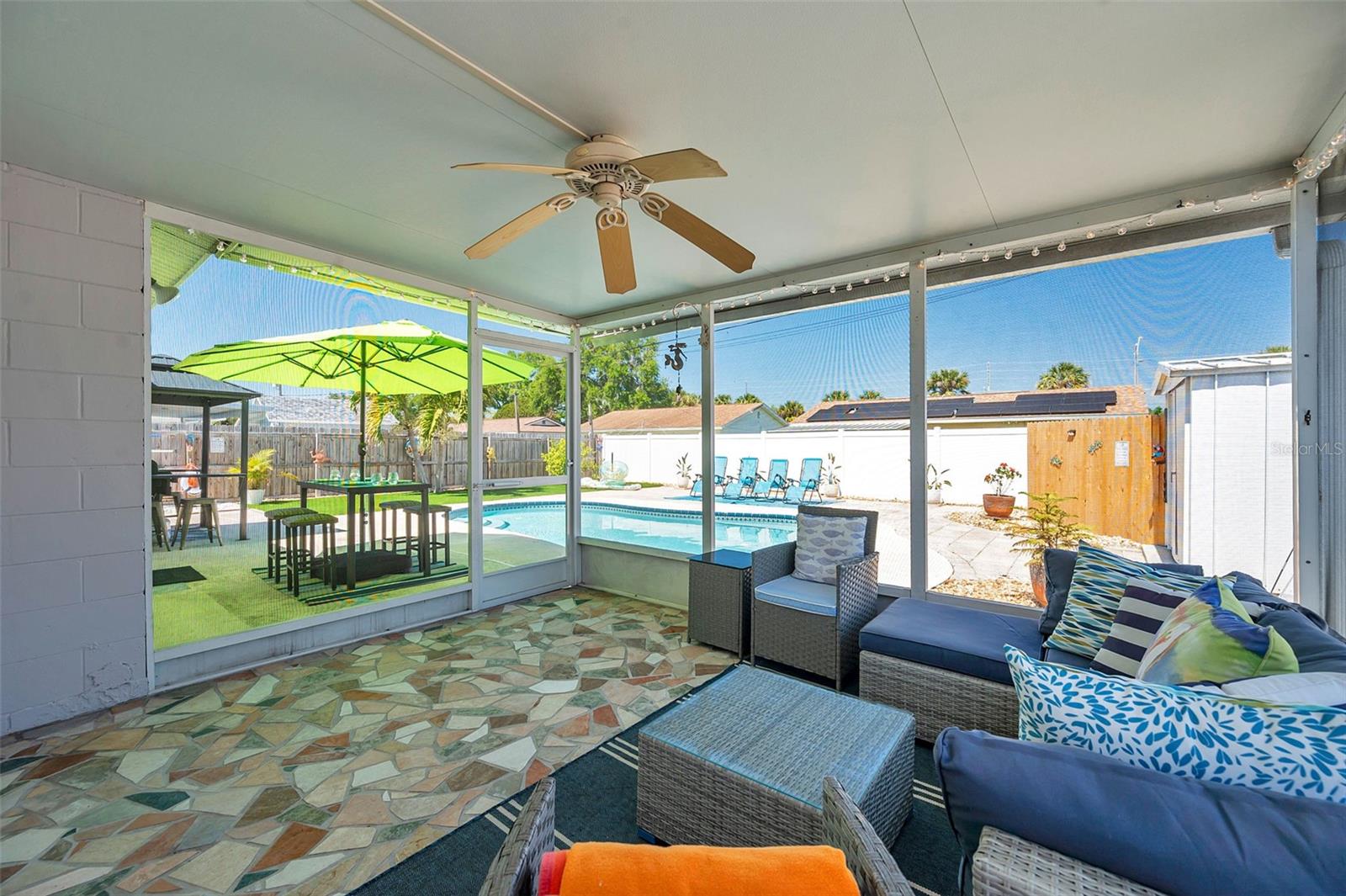 Image 4 of 62 For 9043 109th Terrace