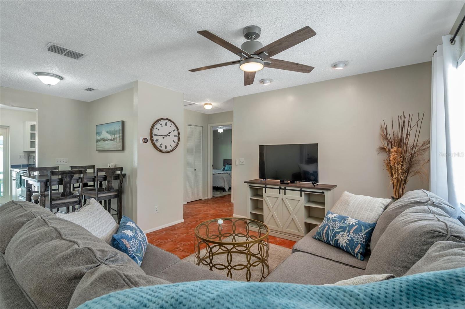 Image 6 of 62 For 9043 109th Terrace