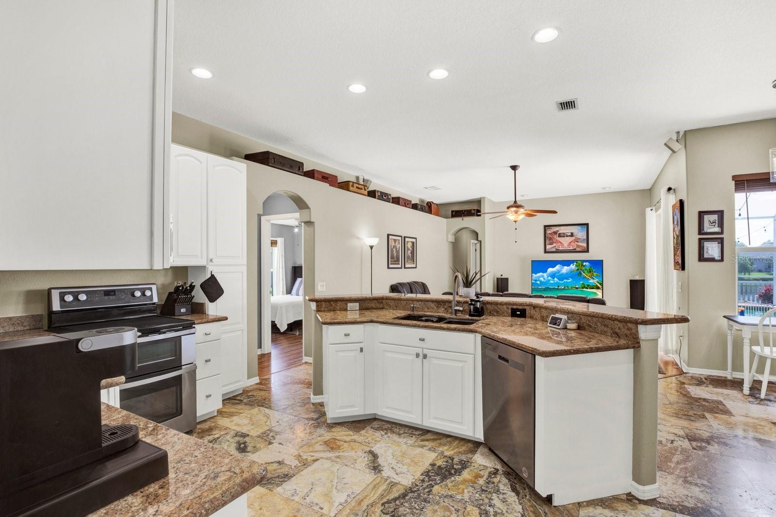 Image 10 of 53 For 25330 Conestoga Drive