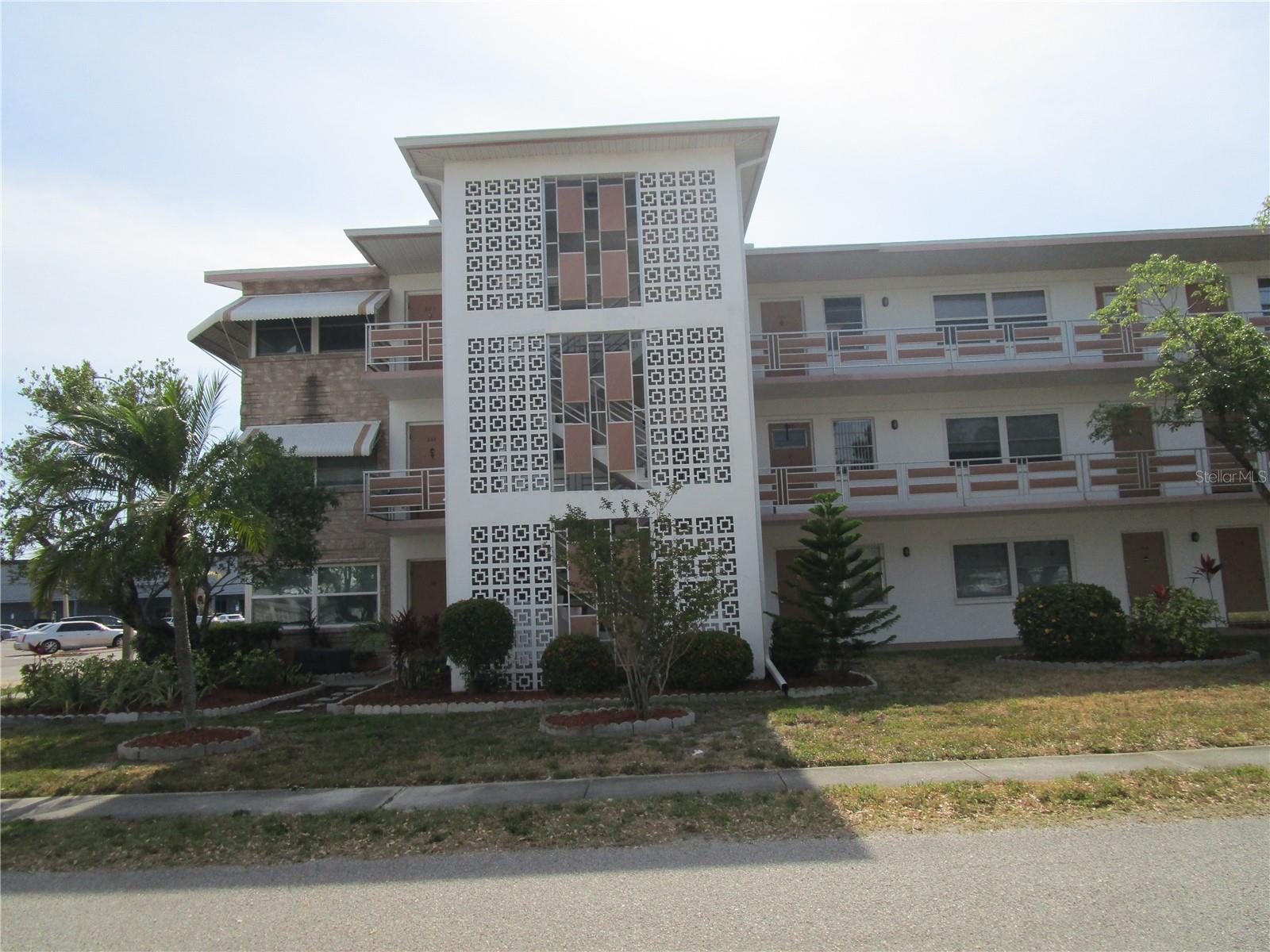 Details for 6015 19th Street N 301, ST PETERSBURG, FL 33714