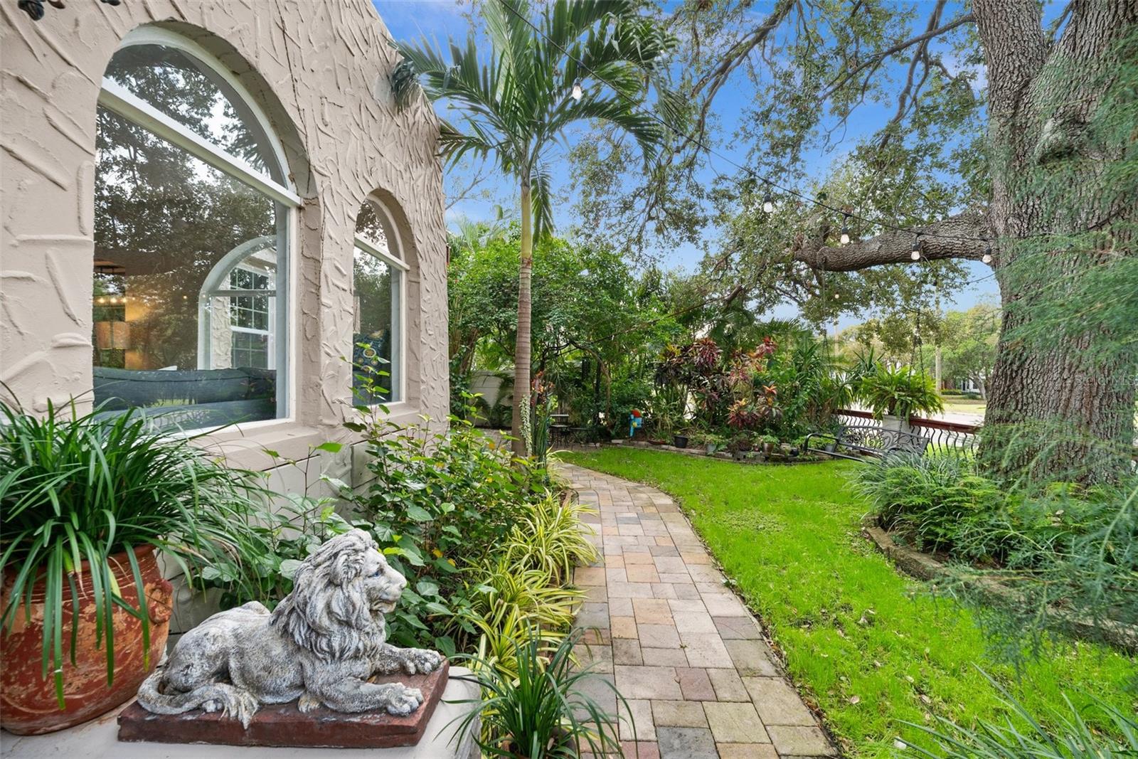 Image 12 of 80 For 325 49th Street N 1