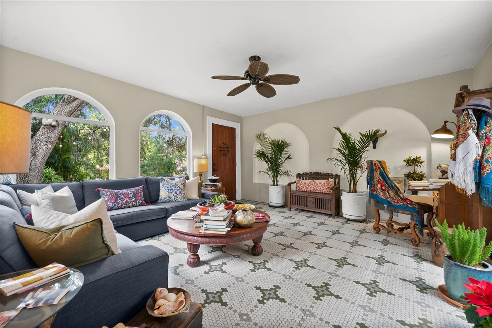 Image 16 of 80 For 325 49th Street N 1