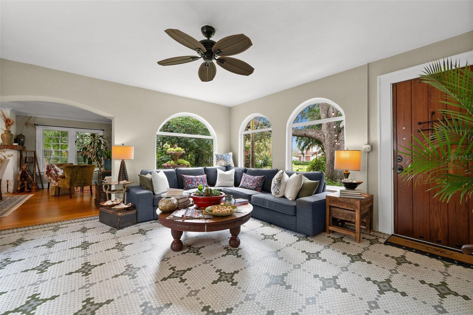 Image 17 of 80 For 325 49th Street N 1