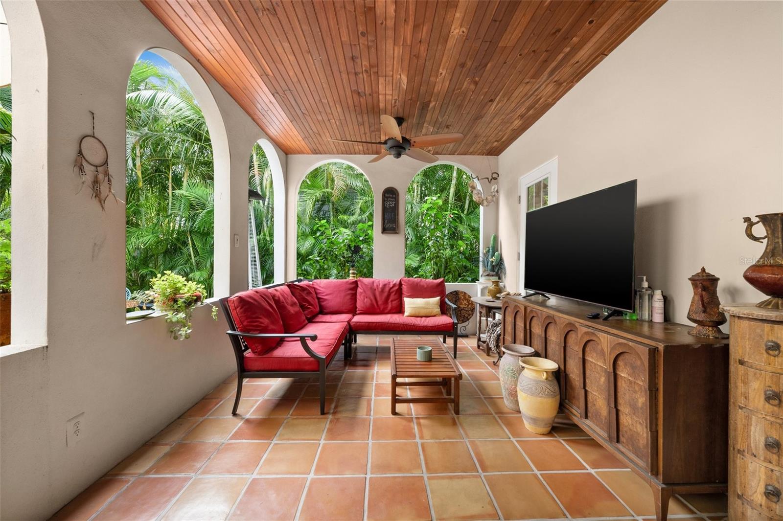Image 30 of 80 For 325 49th Street N 1