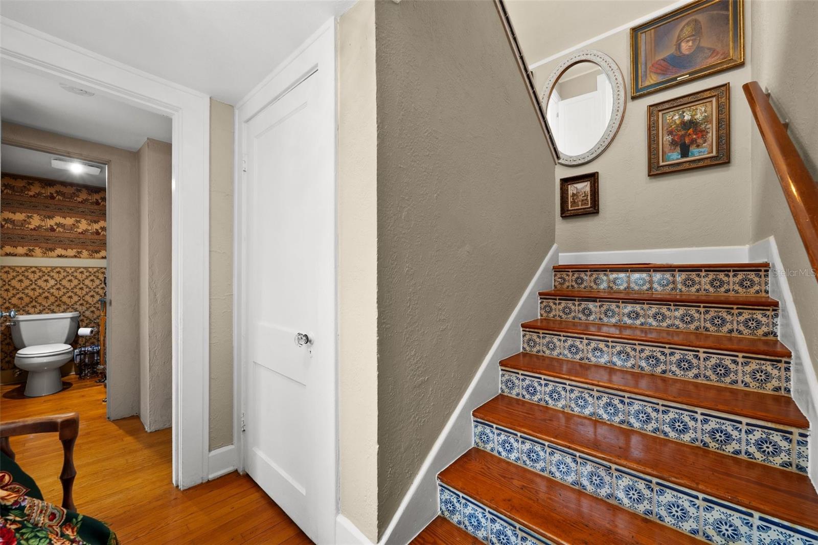 Image 39 of 80 For 325 49th Street N 1