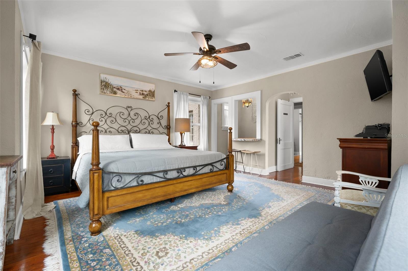 Image 46 of 80 For 325 49th Street N 1