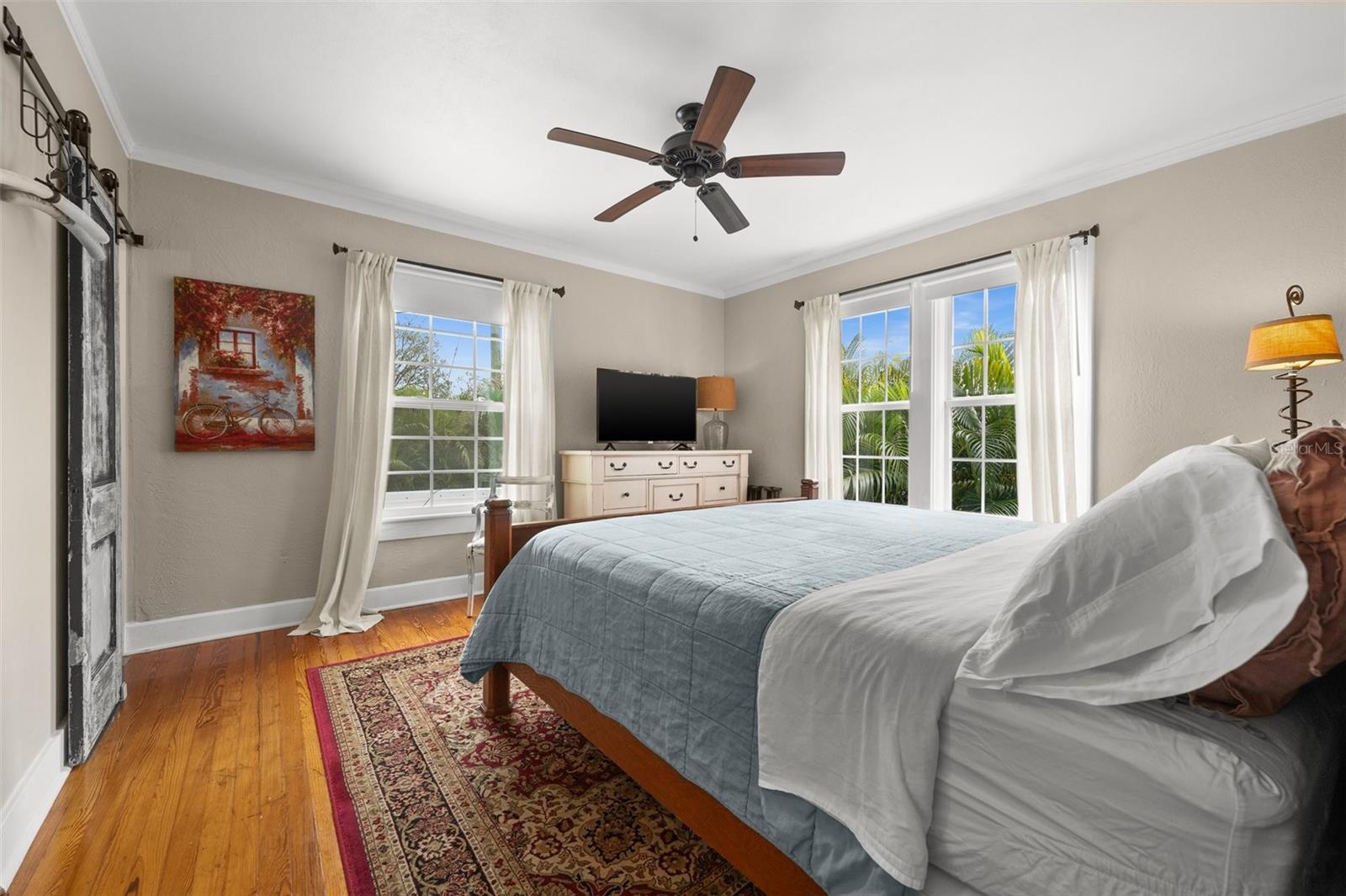 Image 49 of 80 For 325 49th Street N 1
