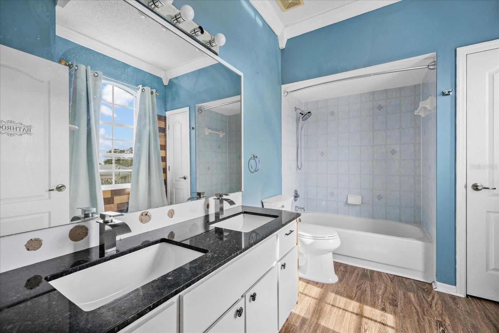 Image 32 of 49 For 3434 St Ives Boulevard