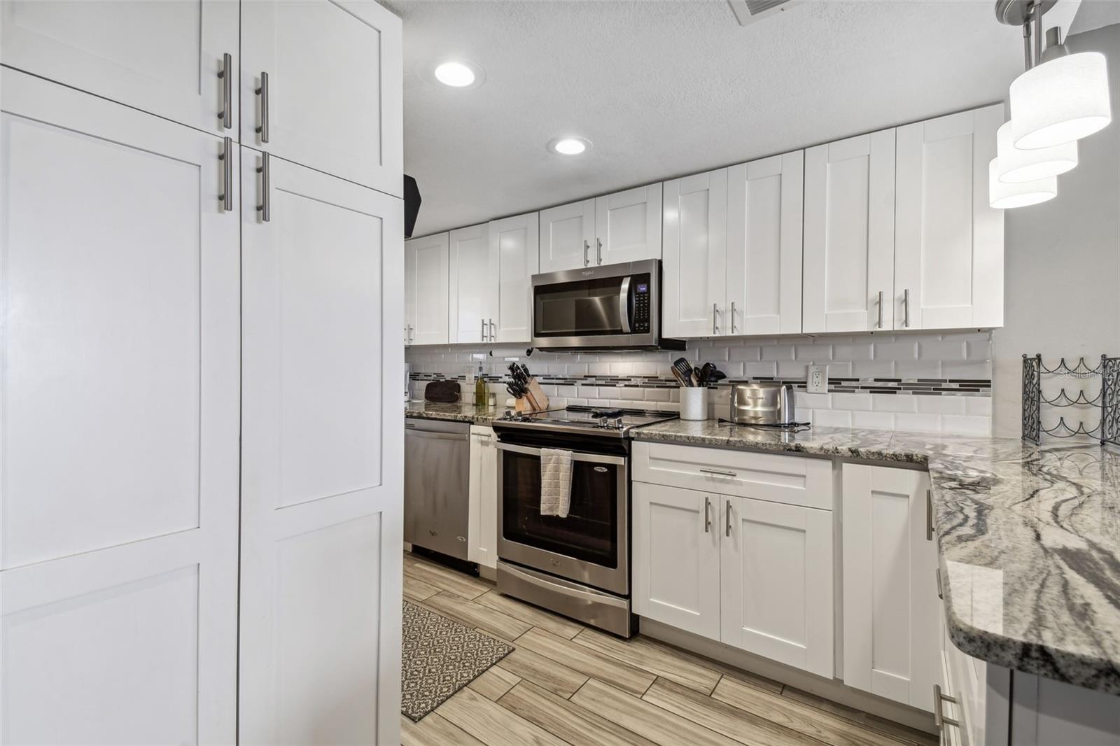 Image 7 of 95 For 6009 Sea Ranch Drive 107e