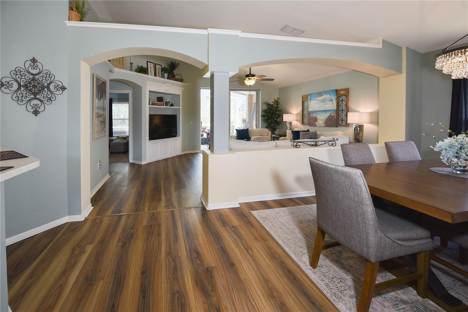 Image 18 of 94 For 2604 Clareside Drive