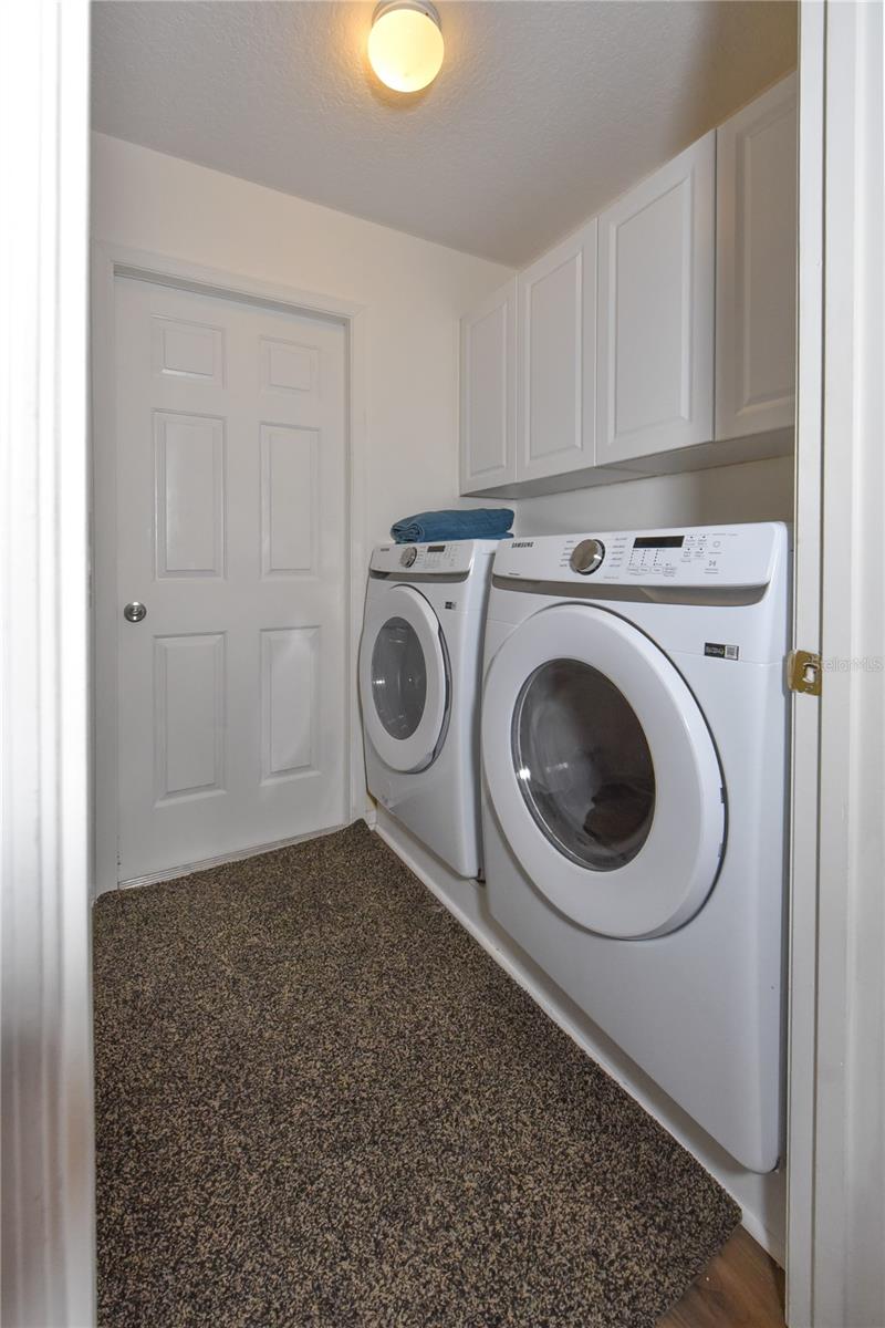 Image 67 of 94 For 2604 Clareside Drive