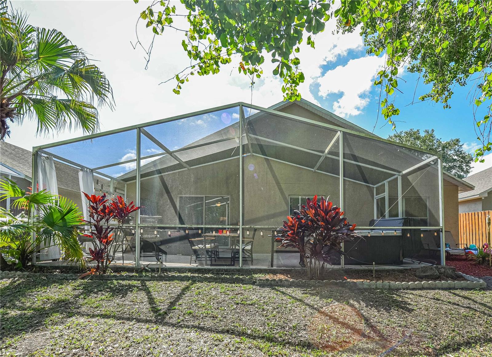 Image 75 of 94 For 2604 Clareside Drive